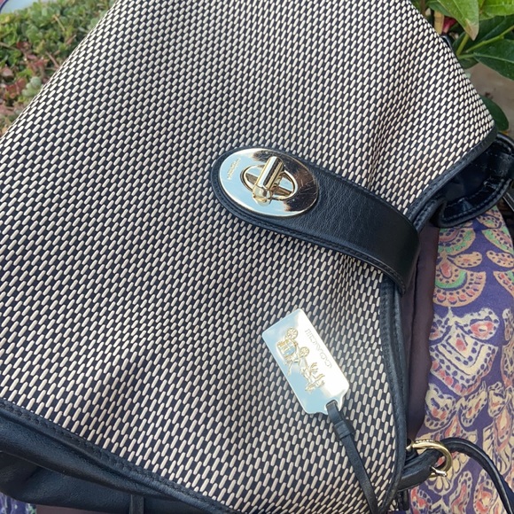 👜 Coach Woven Jacquard and Leather Double Strap Shoulder Bag 👜 - Picture 16 of 17